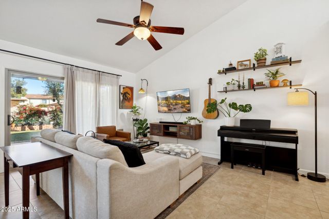 4706 E WINSTON Drive, Phoenix, AZ 85044