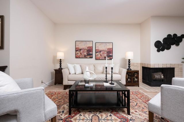 10 9th Avenue 107, San Mateo, CA 94401