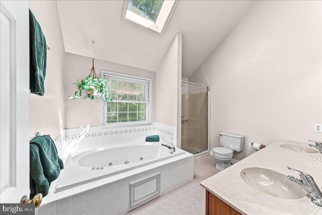 1535 RED ROCK DR, Downingtown, PA 19335