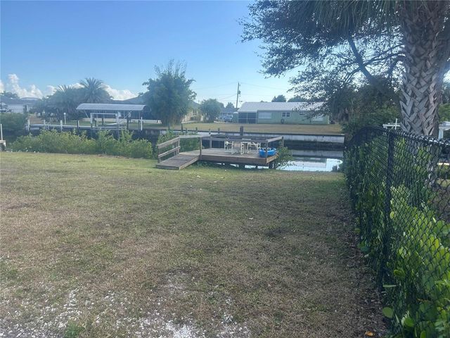 18566 VAN NUYS CIRCLE, Port Charlotte, FL 33948