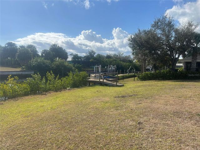 18566 VAN NUYS CIRCLE, Port Charlotte, FL 33948