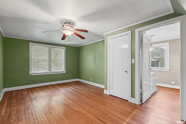 320 E ELMHURST Avenue, Peoria, IL 61603