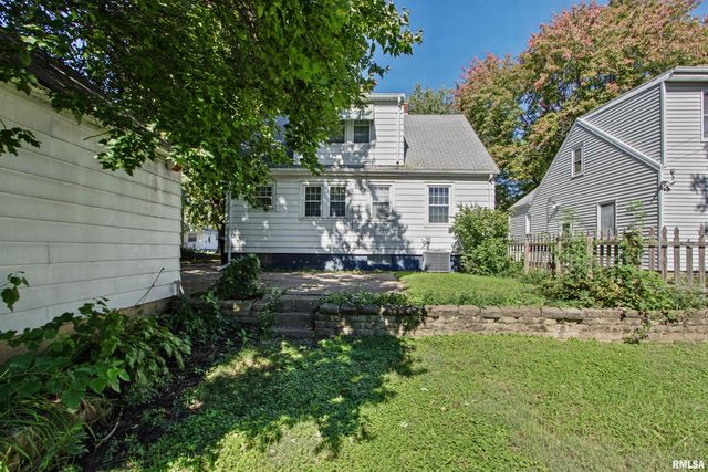 320 E ELMHURST Avenue, Peoria, IL 61603