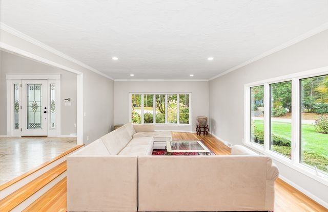 7 Saddle Ridge Road, Sudbury, MA 01776