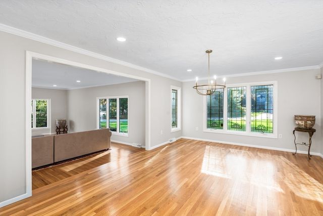 7 Saddle Ridge Road, Sudbury, MA 01776