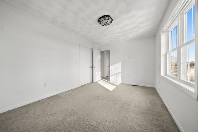 6 Fairlawn Road, Burlington, MA 01803