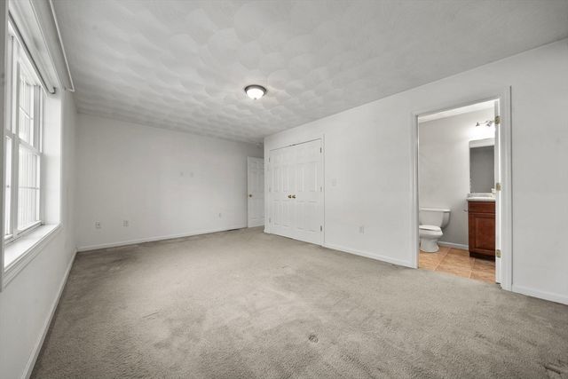 6 Fairlawn Road, Burlington, MA 01803