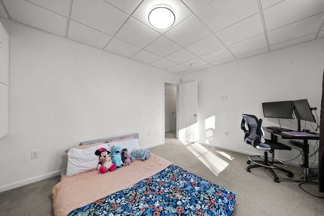 6 Fairlawn Road, Burlington, MA 01803