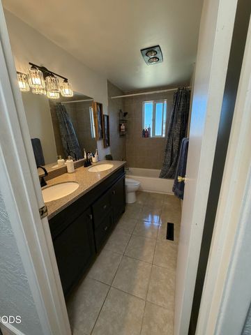 2661 Aztec Avenue, Medford, OR 97501