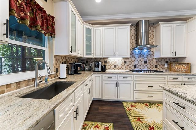 2701 W BAY AVENUE, Tampa, FL 33611