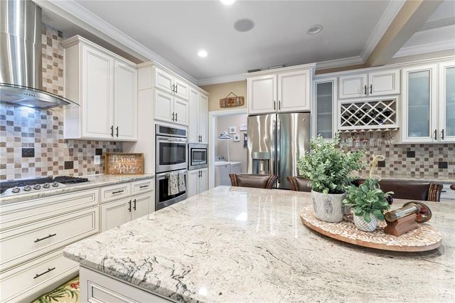 2701 W BAY AVENUE, Tampa, FL 33611