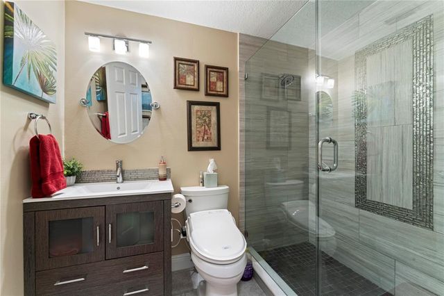 2701 W BAY AVENUE, Tampa, FL 33611