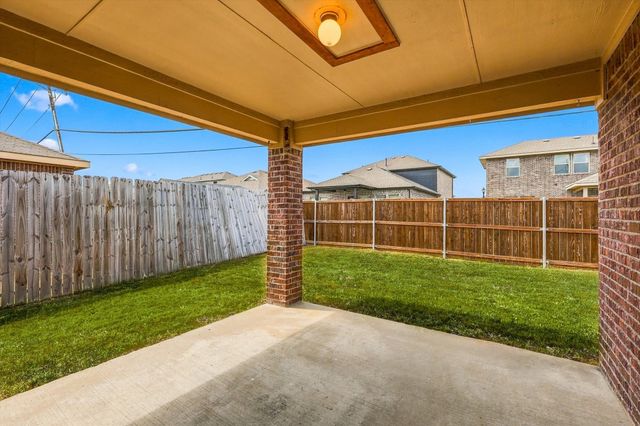 2515 Wynngate Drive, Seagoville, TX 75159