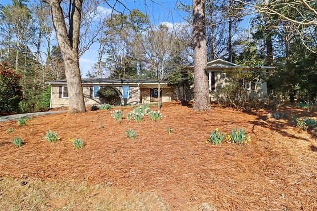 9310 MARTINS LAKE Drive, Roswell, GA 30076
