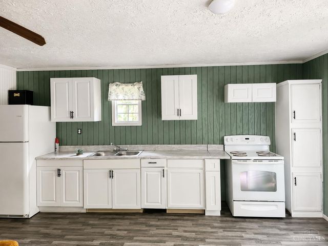 528 Tom Brown Road, West Union, OH 45693