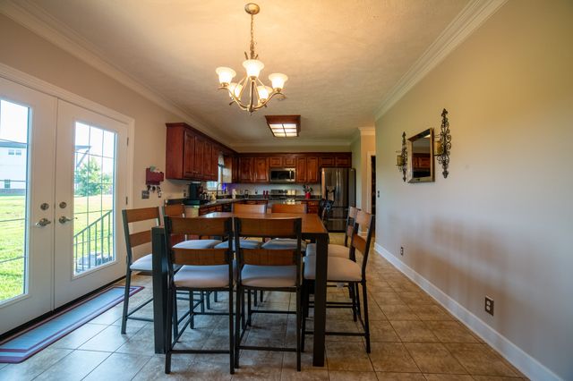 98 Aberdeen Ave, Hillsboro, TN 37342