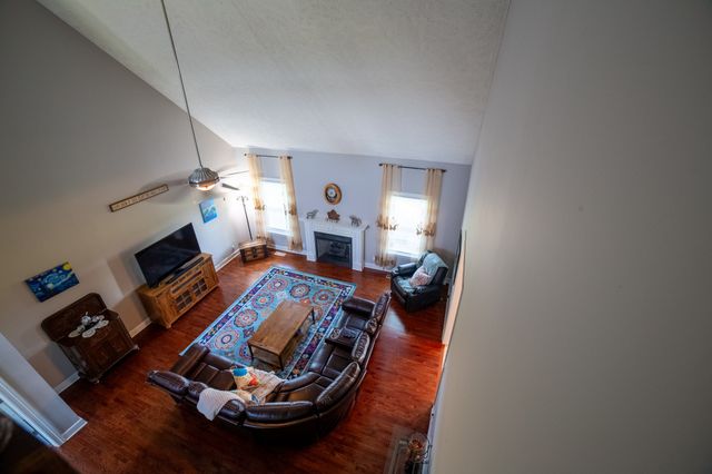 98 Aberdeen Ave, Hillsboro, TN 37342