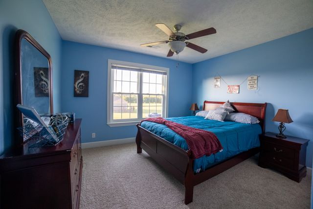 98 Aberdeen Ave, Hillsboro, TN 37342