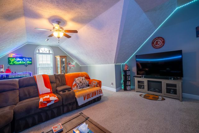 98 Aberdeen Ave, Hillsboro, TN 37342