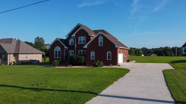 98 Aberdeen Ave, Hillsboro, TN 37342