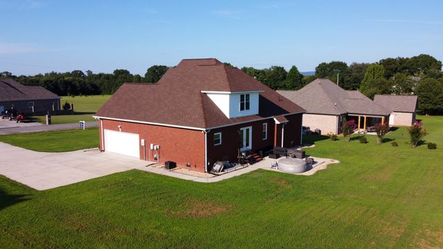 98 Aberdeen Ave, Hillsboro, TN 37342