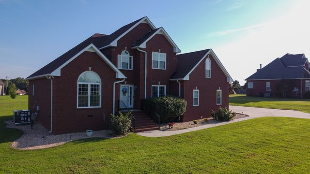98 Aberdeen Ave, Hillsboro, TN 37342