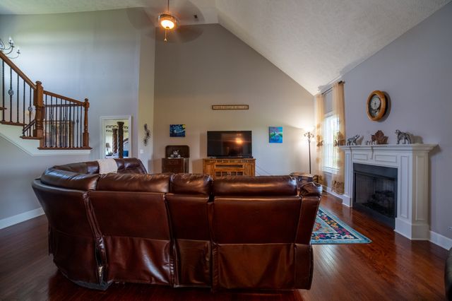 98 Aberdeen Ave, Hillsboro, TN 37342