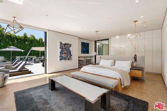 809 N Rexford Drive, Beverly Hills, CA 90210