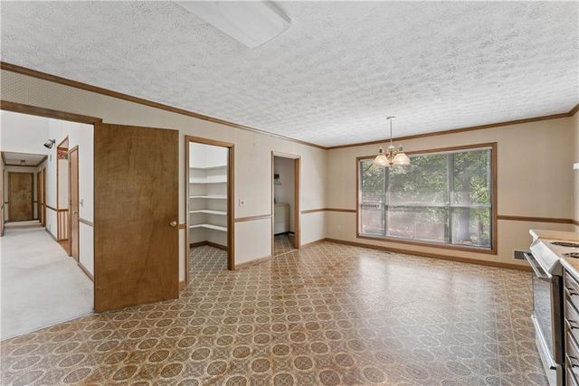 1530 Brookcliff Circle, Marietta, GA 30062