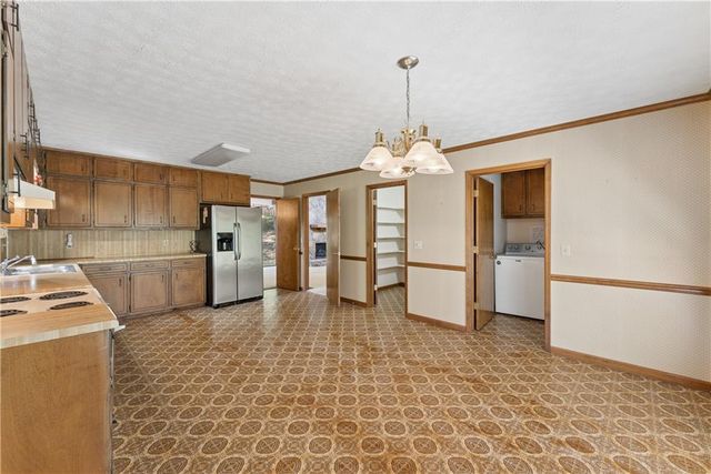 1530 Brookcliff Circle, Marietta, GA 30062