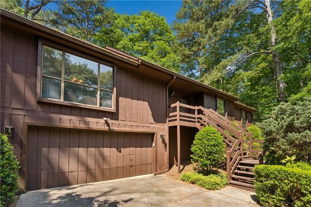 1530 Brookcliff Circle, Marietta, GA 30062