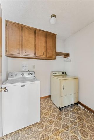 1530 Brookcliff Circle, Marietta, GA 30062