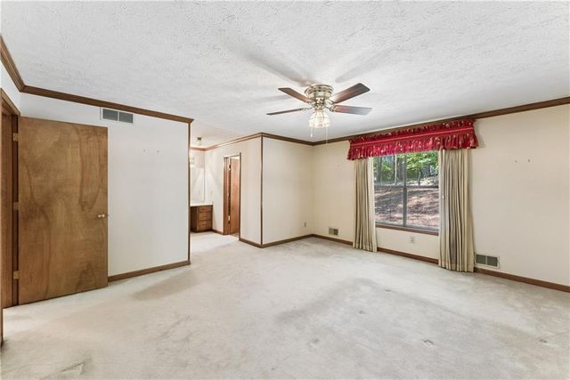 1530 Brookcliff Circle, Marietta, GA 30062