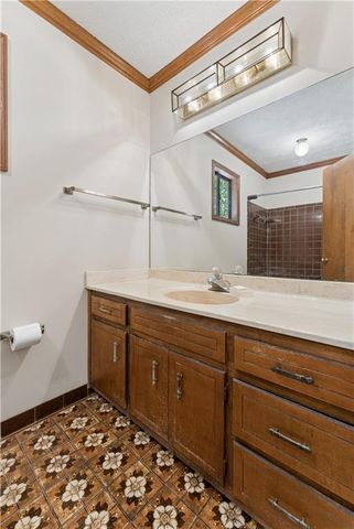 1530 Brookcliff Circle, Marietta, GA 30062