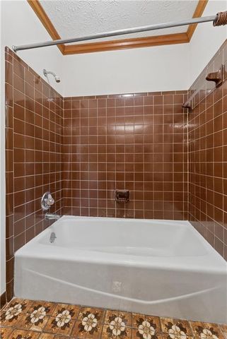 1530 Brookcliff Circle, Marietta, GA 30062