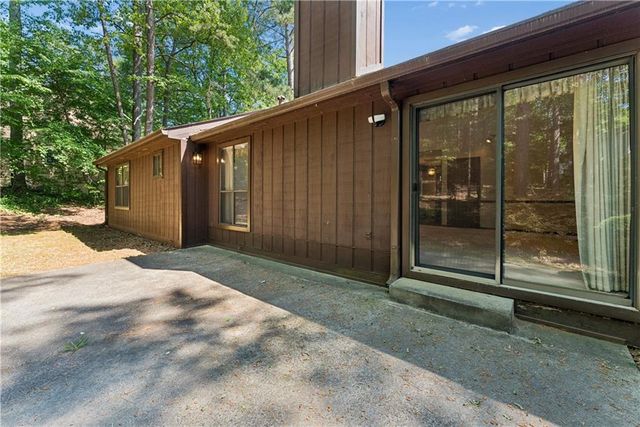 1530 Brookcliff Circle, Marietta, GA 30062