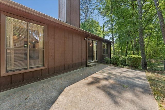 1530 Brookcliff Circle, Marietta, GA 30062