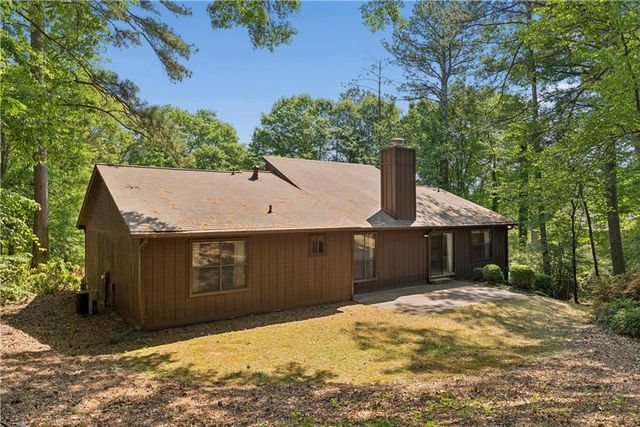 1530 Brookcliff Circle, Marietta, GA 30062
