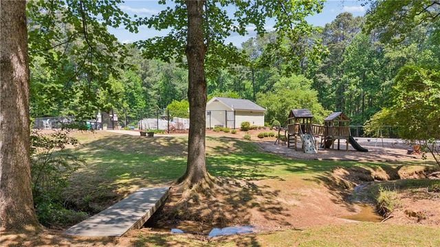 1530 Brookcliff Circle, Marietta, GA 30062