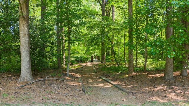 1530 Brookcliff Circle, Marietta, GA 30062