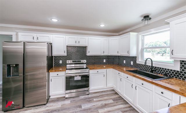 7110 Winburn Drive, Greenwood, LA 71033