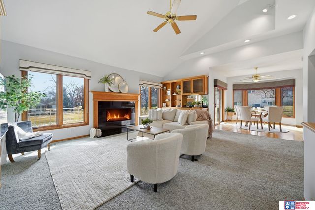 9134 Pioneer Court, Lincoln, NE 68520