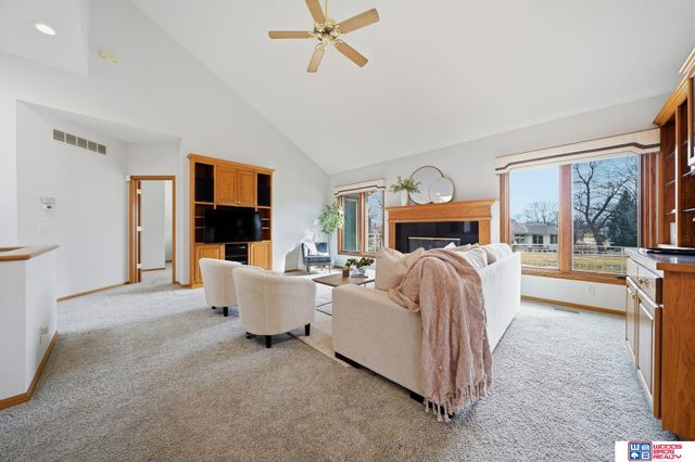 9134 Pioneer Court, Lincoln, NE 68520