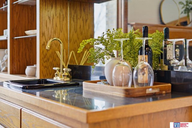 9134 Pioneer Court, Lincoln, NE 68520