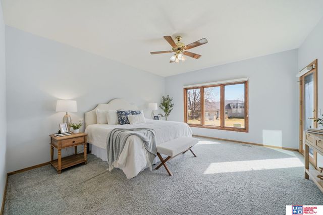 9134 Pioneer Court, Lincoln, NE 68520