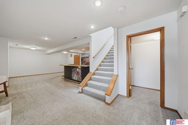 9134 Pioneer Court, Lincoln, NE 68520