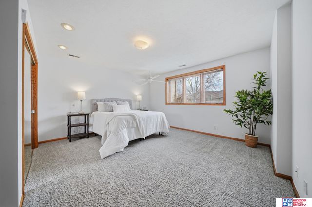 9134 Pioneer Court, Lincoln, NE 68520