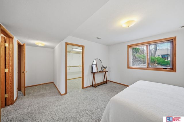 9134 Pioneer Court, Lincoln, NE 68520