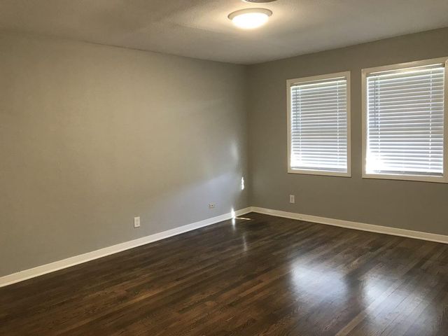 5622 Southbrook Drive, Houston, TX 77033