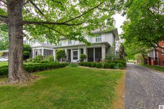 2001 Jefferson St # 7-34-30, Paducah, KY 42001
